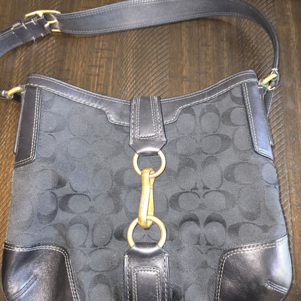 Coach Hamptons Classic Signature Hobo